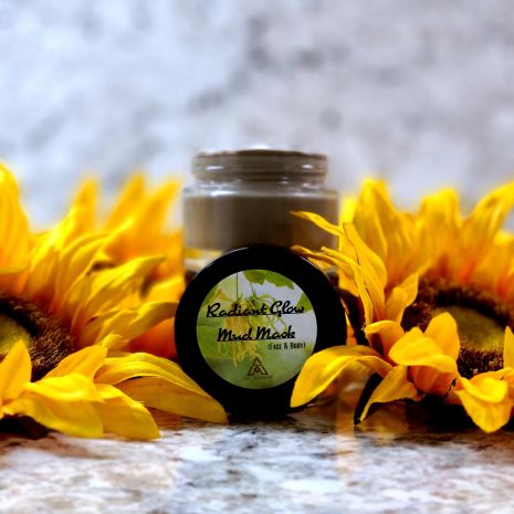 Radiant Glow Mineral Mud