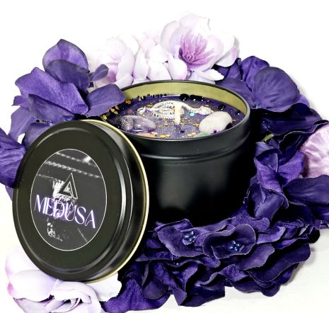 Medusa Candle